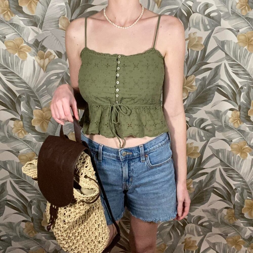 Aerie Green Button Up Eyelet Cropped Cami Tank Top Size M